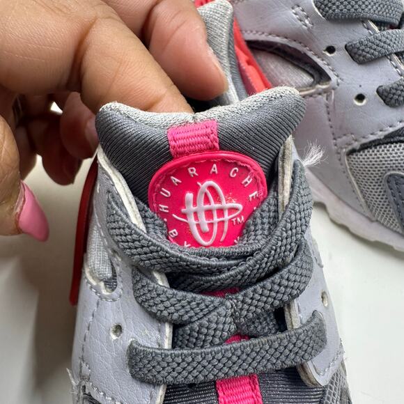 Nike Huarache Toddler Girls Sneakers – Size 6C – Gray & Pink - Picture 2 of 9